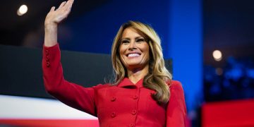 Documental de Melania Trump se estrenará en el Centro Trump-Kennedy