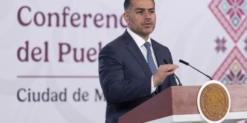 Harfuch descarta terrorismo en explosión de auto en Michoacán y revela pugna entre cárteles