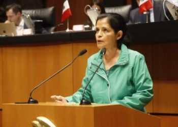 PVEM impulsa reforma para proteger la salud mental y derechos de médicos residentes en México
