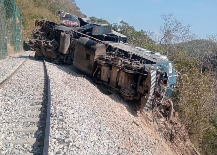 Líderes del PRI exigen investigación tras descarrilamiento del Tren Interoceánico en Oaxaca