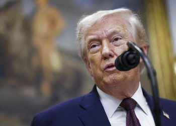 Trump asegura que él tiene la última palabra sobre el plan de paz negociado con Zelenski