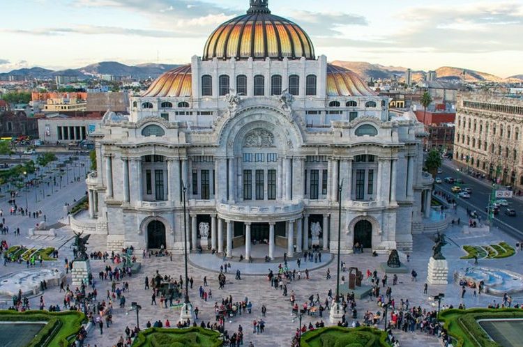 México se perfila a un auge del turismo en 2026 por la realización del Mundial de futbol