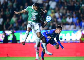 El panameño Ismael Díaz convirtió un gol este sábado en la victoria del León por 2-1 sobre Cruz Azul, en la continuación de la primera jornada
