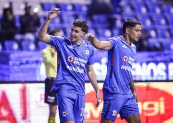 El argentino José Paradela selló este sábado una sufrida victoria de Cruz Azul por 0-1 sobre Puebla en la tercera jornada del torneo Clausura 2026