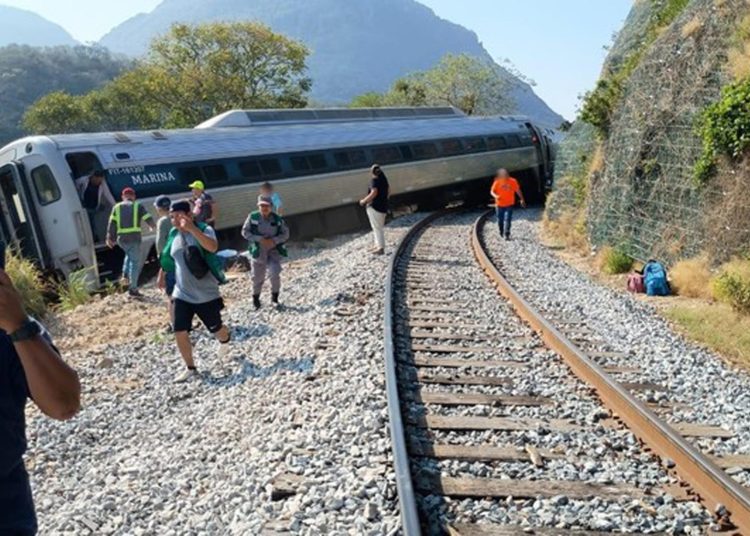 "El tren interoceánico no descarriló, volcó. Son dos cosas muy diferentes": Ingeniero ferrocarrilero
