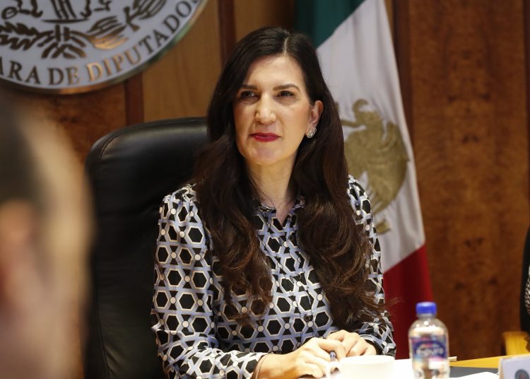 Incluir a todos en la reforma electoral para que no sea una tragedia; recomienda Kenia López Rabadán