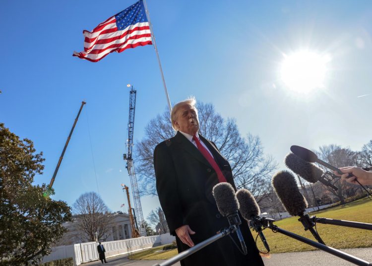 "No necesitamos sus productos": El duro golpe de Donald Trump al T-MEC y a las exportaciones de México | FOTO EFE