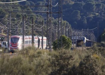 Se eleva el número de muertos en el accidente de trenes de España