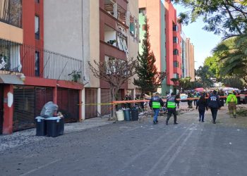 Desalojan 12 edificios en Coyoacán tras fuerte acumulación de gas
