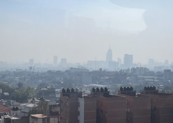 Sigue la contingencia ambiental; Estos autos no circulan este viernes