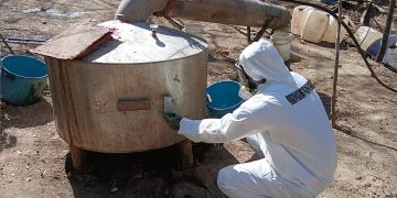 Marina y fuerzas federales desmantelan laboratorios de drogas sintéticas en Durango, Sinaloa y Michoacán