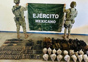 Aseguran un lanzagranadas y 33 explosivos en la sierra de Badiraguato