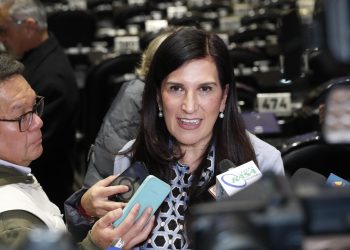 En caso de darse un debate sobre la reforma electoral, debe ser con la participación de todos y en términos democráticos: Kenia López Rabadán