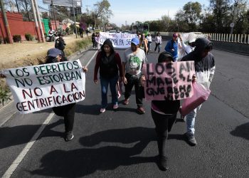 Protestan por el desalojo del Refugio Franciscano en la CDMX