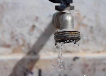 Raúl Rodríguez Márquez, presidente del Consejo Consultivo del Agua, hablando sobre el reglamento hídrico