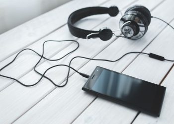 Plataforma de streaming aclara postura sobre regalías tras petición de Café Tacvba de retirar su catalogo