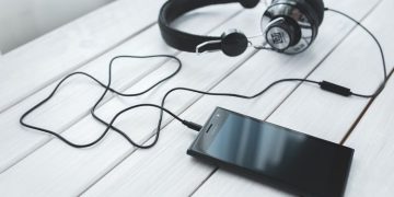 Plataforma de streaming aclara postura sobre regalías tras petición de Café Tacvba de retirar su catalogo