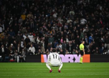 El defensa del Real Madrid Raúl Asencio, durante el partido de LaLiga EA Sports disputado contra el Levante UD