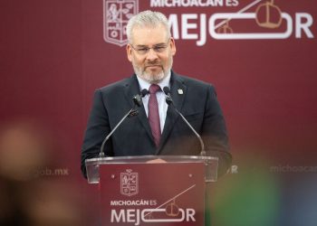 Gobernador Alfredo Ramírez Bedolla en conferencia de prensa informando sobre la detención de César Alejandro N alias El Botox