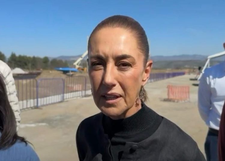 Claudia Sheinbaum condena intervención militar en Venezuela