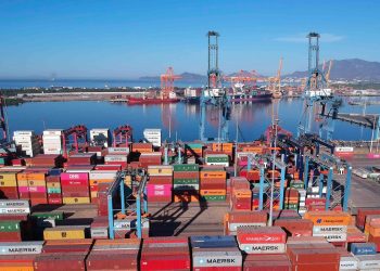 México cierra 2025 con superávit comercial impulsado por exportaciones no petroleras