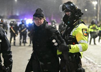Tensión en EU.: Avalan operativos de ICE en Minnesota tras muerte de manifestantes.| FOTO EFE