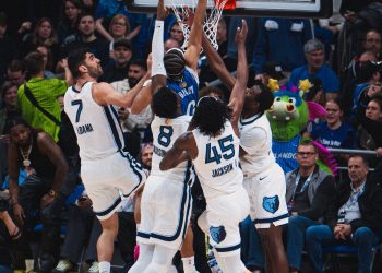 Magic gana a Grizzlies en estreno NBA en Berlín