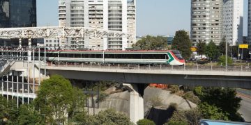 Tren "El Insurgente" operará al 100%: Conoce las estaciones, costos y horarios de apertura