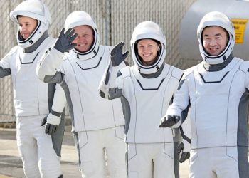 NASA ordena regreso anticipado de la Crew-11 por emergencia médica en la EEI