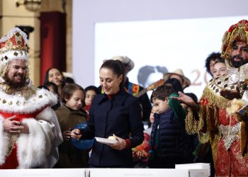 Niños y niñas expresan sus inquietudes a Sheinbaum en el Día de Reyes
