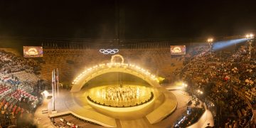 Los Juegos Olímpicos de Invierno de Milán Cortina 2026 apagaron este domingo la llama olímpica como broche de oro a 19 días de competición