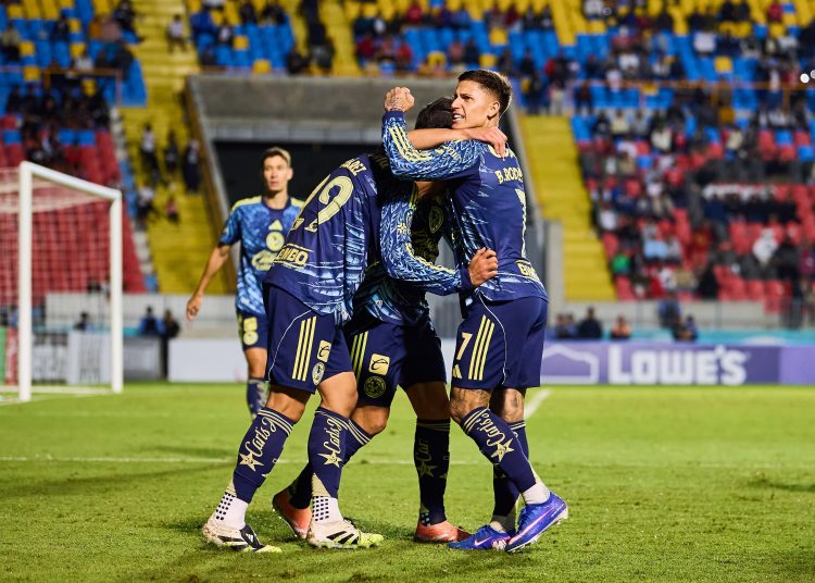 El América se impuso este martes por 1-2 al Olimpia hondureño en el partido de ida de la primera ronda de la Copa de Campeones