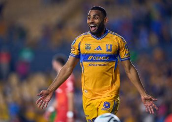 El uruguayo Rodrigo Aguirre convirtió hoy dos goles para liderar el ataque del Tigres UANL que goleó este por 4-1 al Forge FC canadiense