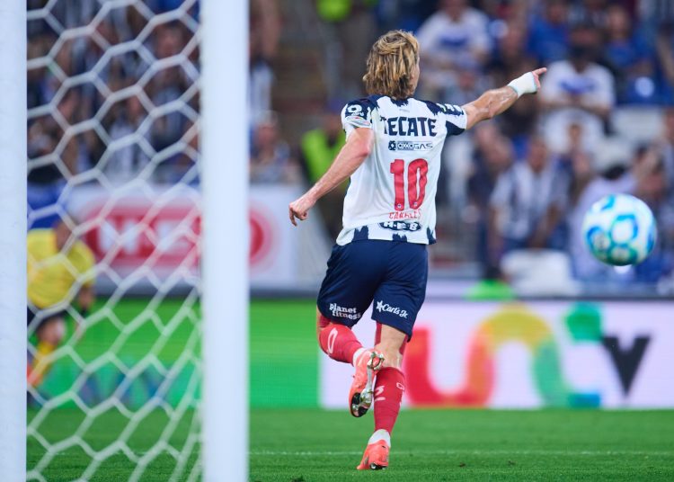 El español Sergio Canales convirtió un gol este sábado para darle a los Rayados de Monterrey una victoria por 1-0 sobre el León en el Torneo Clausura 2026