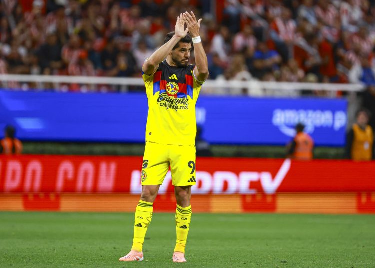 Henry Martin of America during the 6th round match between Guadalajara and America as part of the Liga BBVA MX, Torneo Clausura 2026 at Akron Stadium, on February 14, 2026 in Guadalajara, Jalisco, Mexico.