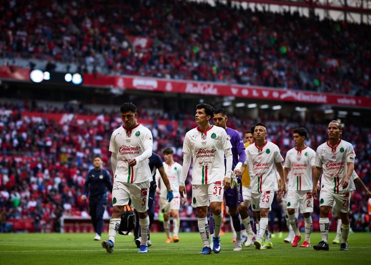 El campeón Toluca derrotó este sábado por 2-0 a las Chivas de Guadalajara y se convirtió en el nuevo líder del torneo Clausura 2026