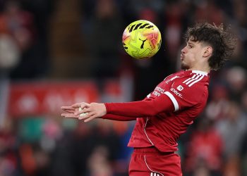 Liverpool se acerca a Europa