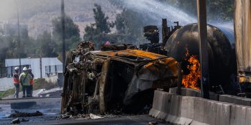 Ascienden a seis los muertos por la explosión de un camión con gas en Chile