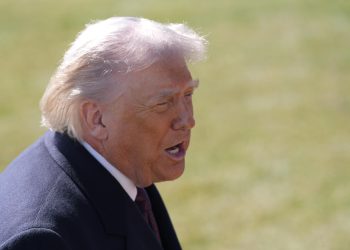 Trump rompe el silencio sobre Cuba y propone una "toma de control amistosa"