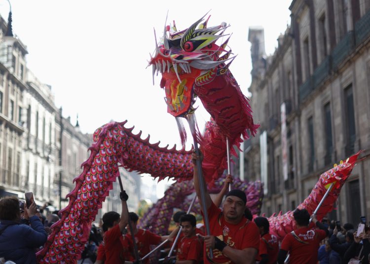 De Quetzalcóatl al Dragón: La sorprendente conexión cultural que se vivió en el Año Nuevo Chino.