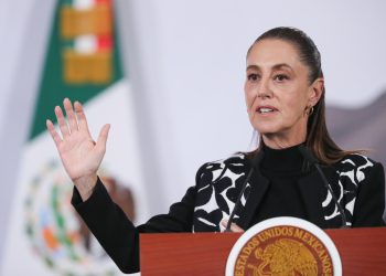 La presidenta Claudia Sheinbaum durante su conferencia matutina en Palacio Nacional