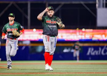 Los Charros de Jalisco (México Verde), campeones del béisbol del Pacífico, lograron este lunes una victoria de 11-4 sobre los Federales de Chiriquí