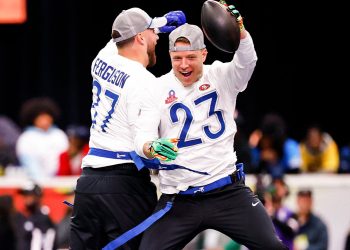 George Pickens y Antoine Winfield, lideraron este martes la victoria del equipo de la Conferencia Nacional (NFC) 66-52 sobre la Conferencia Americana