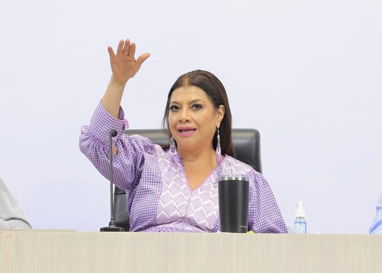 "Si tienen pruebas, adelante": Clara Brugada responde a Julio Scherer por señalamientos en su libro