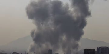 Estados Unidos e Israel atacan Irán