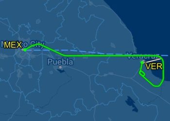 Vuelo CDMX-Cancún termina en aterrizaje de emergencia: ¿Qué pasó con el avión de Volaris?