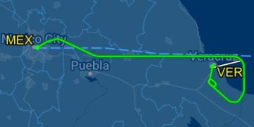 Vuelo CDMX-Cancún termina en aterrizaje de emergencia: ¿Qué pasó con el avión de Volaris?