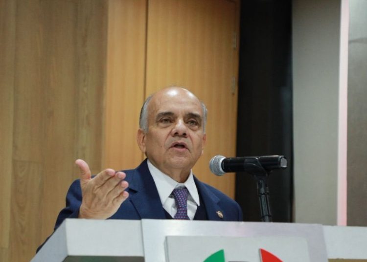 México concentra el 71% de casos de sarampión en el continente; adultos jóvenes, los más en riesgo.