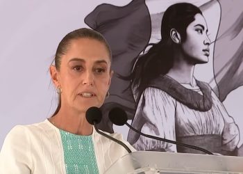 ¿Qué pasará con los libros de texto tras la salida de Marx Arriaga? Sheinbaum responde