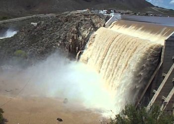 México y Trump pactan entrega de agua